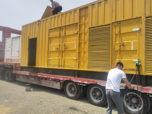 阜南发电机出租100KW发电机需要什么规格的电缆线？